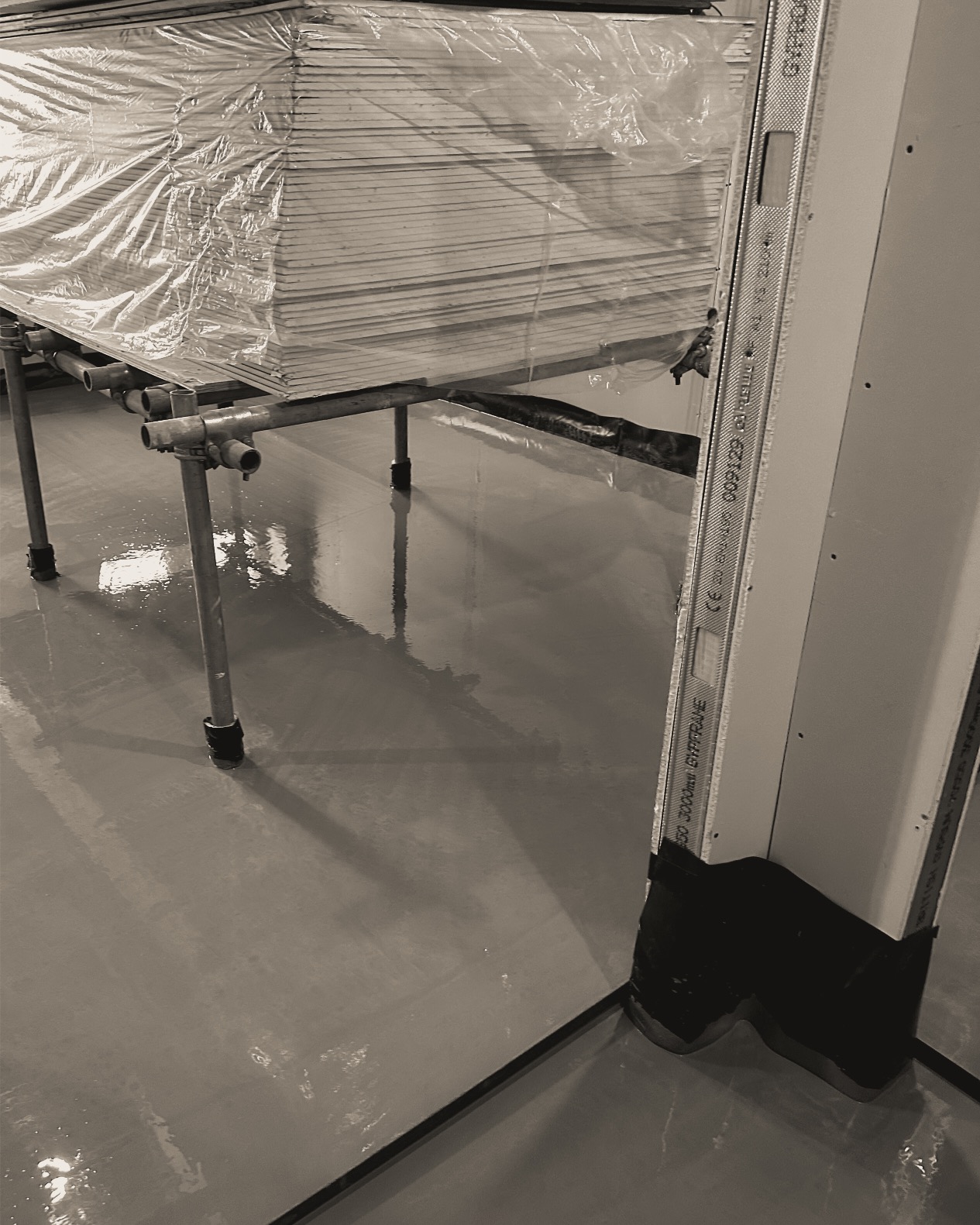 SELF LEVELLING LATEX SCREED ROMFORD