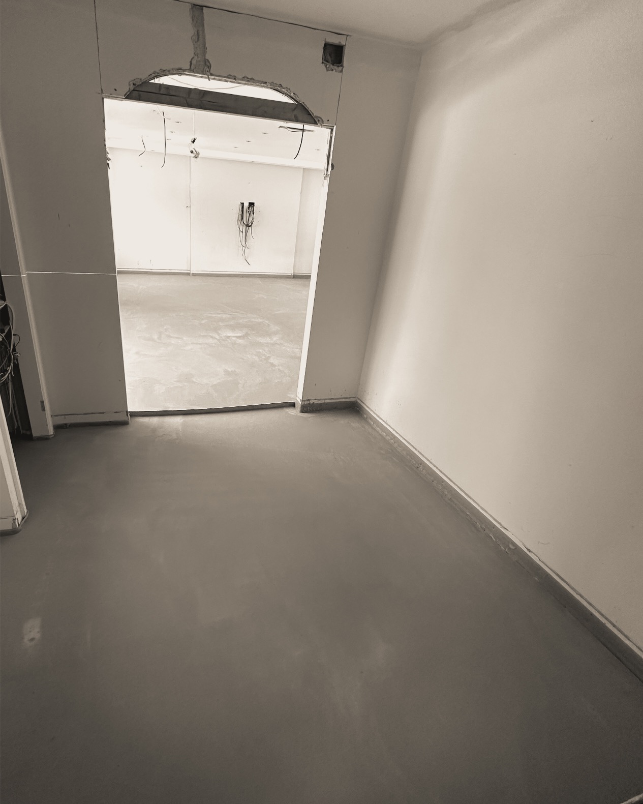 SELF LEVELLING LATEX SCREED RUISLIP